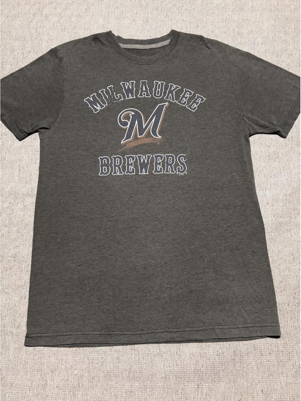 Nike Milwaukee Brewers T-Shirt - L - 0393